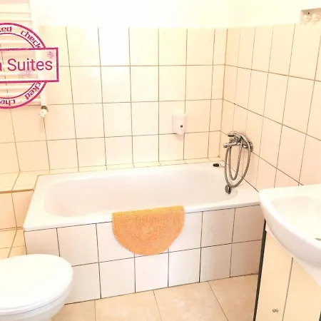 Dolna Apartment *